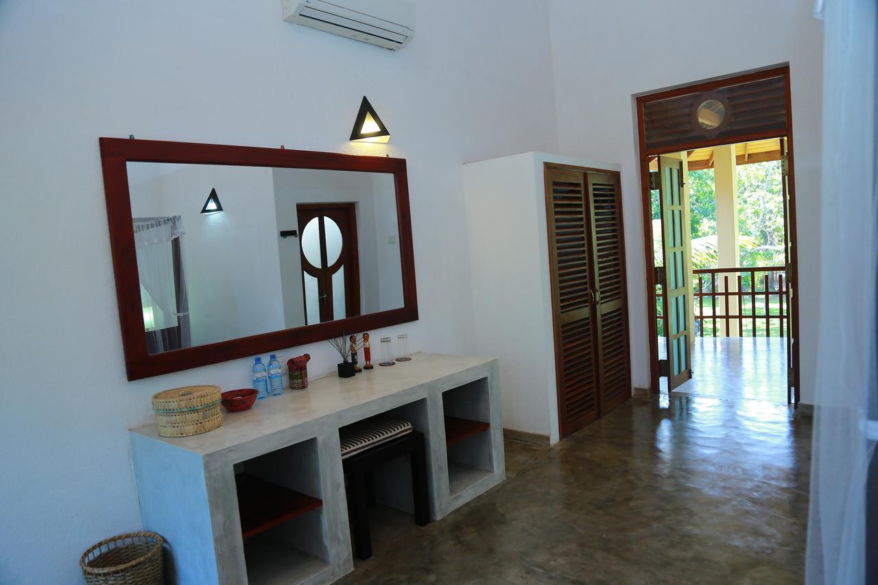 Good Karma Villa Bentota Exterior photo